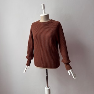 100% Pure Cashmere - Women&#39;s Crew Neck Brown Knit Sweater