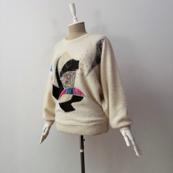 Vintage - Angora & Wool Blend - Women's Oversized Embroidered Knit Sweater