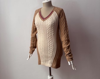 Vintage - 100% Pure Cashmere - Women's V-neck Chunky Cable Knit Long Sweater
