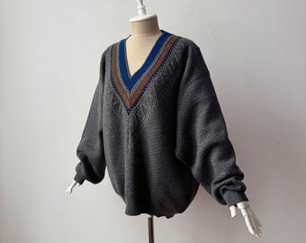 Vintage - Soft Wool - Deep V-neck Loose Fit Chunky Knit Jumper