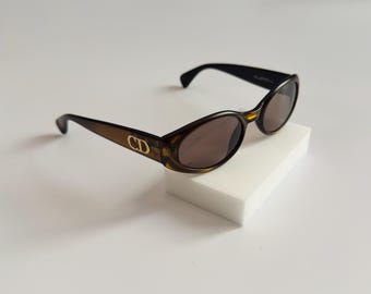 Vintage - Christian Dior OLGA/N Women's Sunglasses - Oval Frame | Classic Retro Style