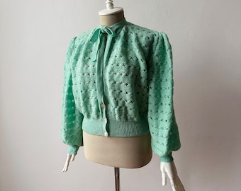 Vintage - 100% Soft Wool - Women's Puff Sleeve Knit Cardigan Sweater