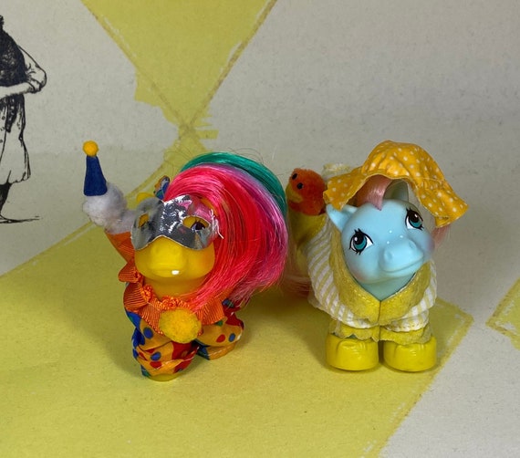 Visa Kwijting Observatorium Buy Baby Pony Wear Badjas &clown Inclusief 2 Babypony's Online in India -  Etsy
