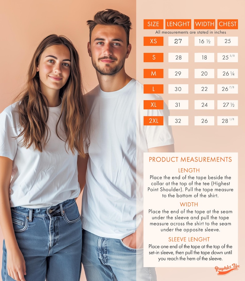Puede incluir: Un hombre y una mujer con camisetas blancas y vaqueros azules. Se muestra una tabla de tallas en pulgadas, que muestra las medidas de largo, ancho y pecho. Tambi&eacute;n se incluyen instrucciones para medir la camisa.