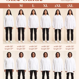Puede incluir: Una gu&iacute;a de tallas para sudaderas con capucha que muestra desde la S hasta la 3XL. Presenta dos filas de personas con sudaderas blancas y pantalones negros, con medidas de ancho y largo en pulgadas debajo de cada columna.