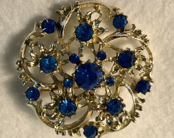 Blue Stones set in Silver Petals