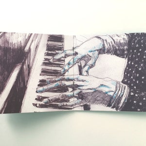 Mini Book 'Fingertips' inspired by the song of Stevie Wonder. Small art book. High quality 2 colour printed offset zine by Leen Van Hulst image 3
