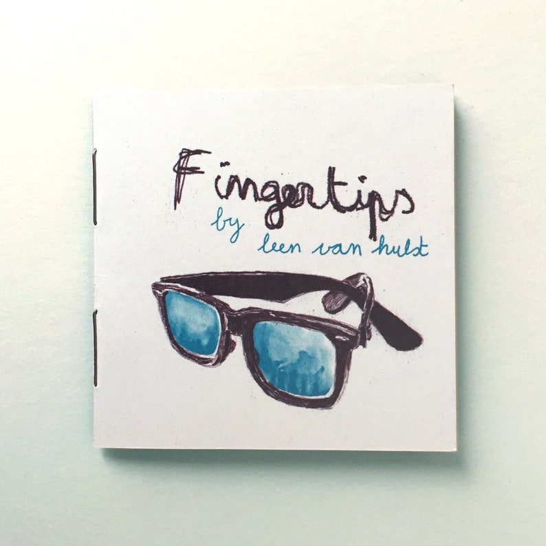 Mini Book 'Fingertips' inspired by the song of Stevie Wonder. Small art book. High quality 2 colour printed offset zine by Leen Van Hulst image 1
