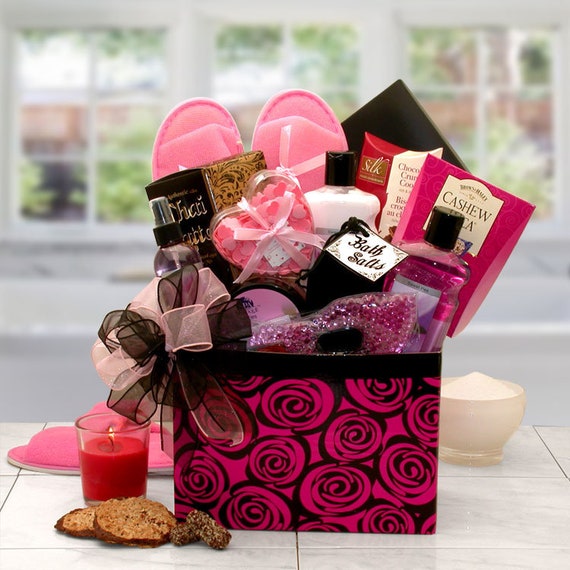 Birthday Gift Basket For Women 11 Unique Birthday Gifts For Her, Mom,  Friends Female, Sister, Coworker, Wife, Girlfriend