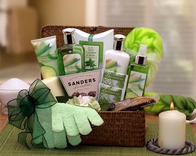 Gift Baskets for WomenWomen's Gift Baskets Spa Gift Basket for Her Serenity Spa Cucumber & Melon Gift Chest Mother's Day Gift Baskets