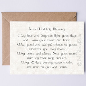 Tarjeta de bendición de boda irlandesa Que el amor y la risa iluminen tus días y calienten tu corazón y tu hogar... Tarjeta de boda imprimible de Irlanda