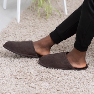Mens slippers size clearance 15