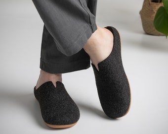 SnugToes men's recycled polyester felt slippers