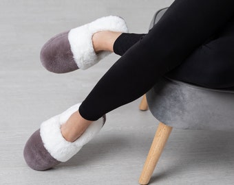 Chaussons chauffants SnugToes pour femmes avec coussinets chauffants amovibles moka