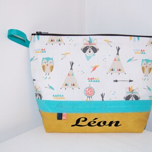 Trousse  de toilette bébé PERSONNALISABLE en tissu blanc thème indien, enfant