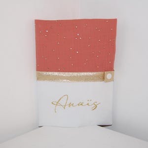 Protège carnet de santé PERSONNALISABLE en tissu rouille blanc et or double gaze, idéal cadeau naissance bébé