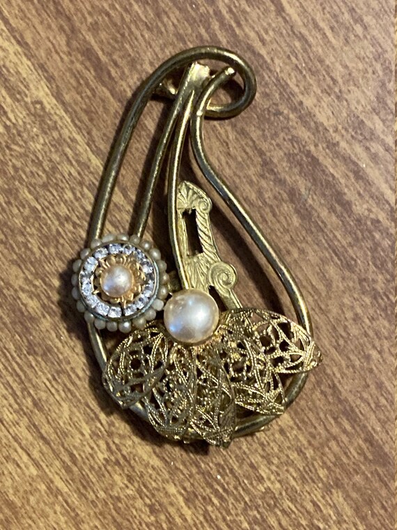 Vintage Faux Pearl and Rhinestone Dress Clip Pin … - image 1