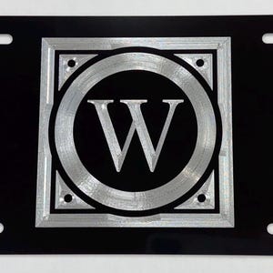Benutzerdefiniertes Monogramm-Nummernschild-Auto-Tag-Diamant geätzt, graviert auf schwarzem Aluminiummetall wetterfest und rostfrei