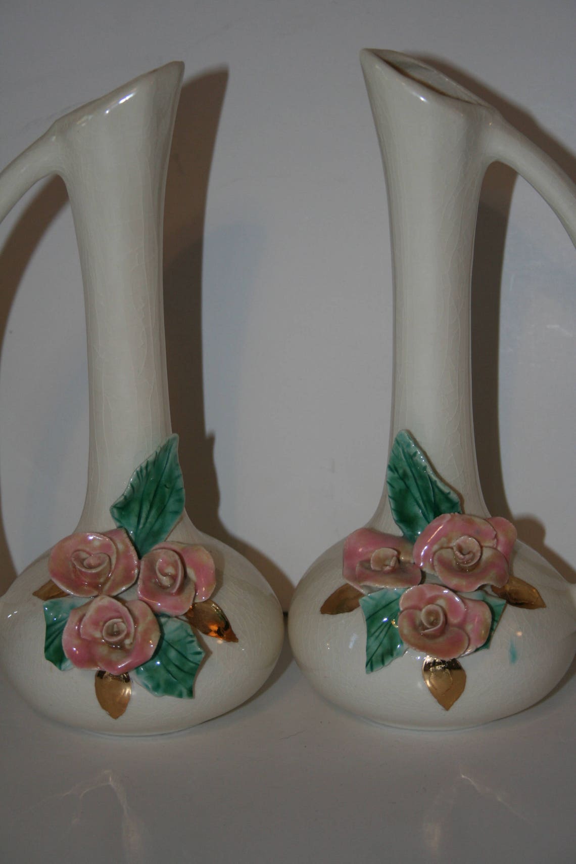 Vintage Vases Set of 2 White With Pink Roses Green Leaves Etsy
