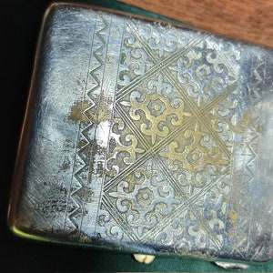 Vintage cigarette case , Cigarette Case