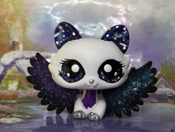 Littlest Pet Shop Cute LPS crouching 