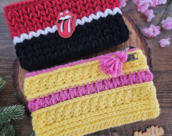 Handmade Crochet Zipper Pouch | Acrylic Yarn, Makeup Bag