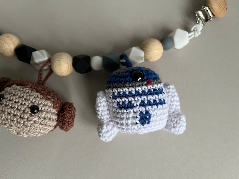 Star Wars Stroller Chain CROCHET PATTERN Mobile Pram Amigurumi Baby Crochet Garland Leia Yoda Death Star R2D2 Toy image 8