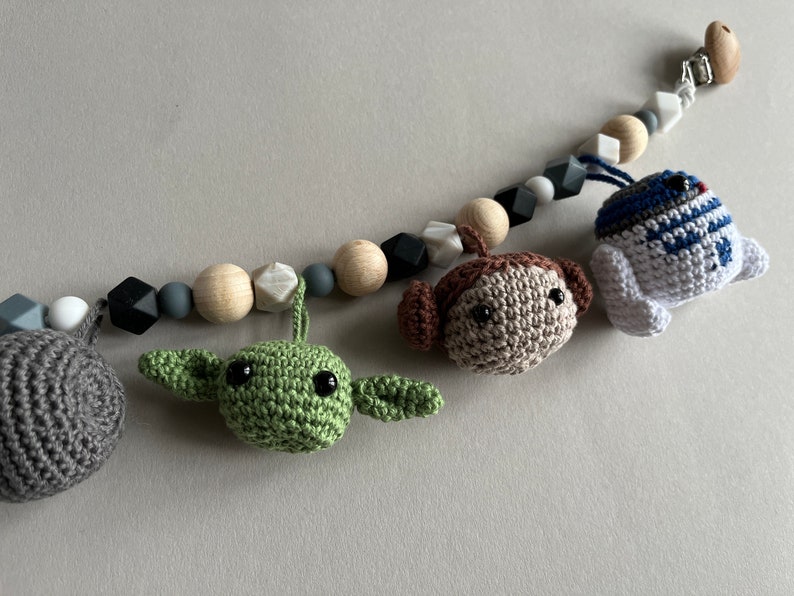 Star Wars Stroller Chain CROCHET PATTERN Mobile Pram Amigurumi Baby Crochet Garland Leia Yoda Death Star R2D2 Toy image 5