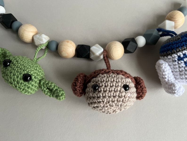 Star Wars Stroller Chain CROCHET PATTERN Mobile Pram Amigurumi Baby Crochet Garland Leia Yoda Death Star R2D2 Toy image 7