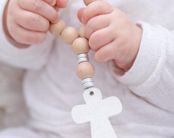 Umweltfreundlicher Rosenkranz aus Holz für Babys, Mini-Rosenkranz für Kinder mit Gummizug, weißes Holzkreuz, Taufgeschenk, religiöses Geburtsgeschenk