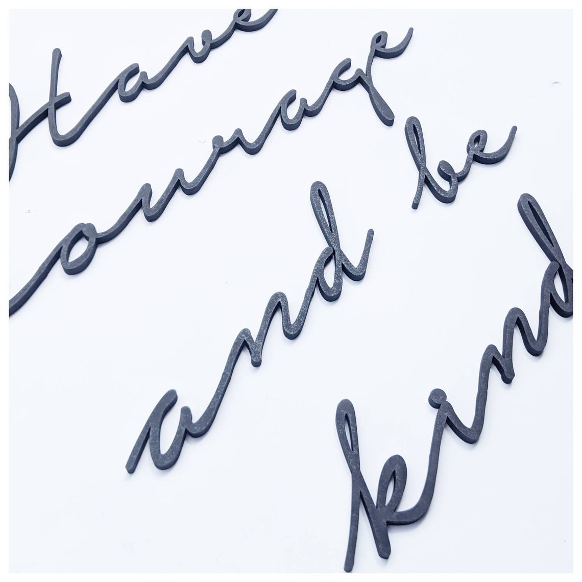 Palabras de pared de madera personalizadas / tener valor y ser | Etsy