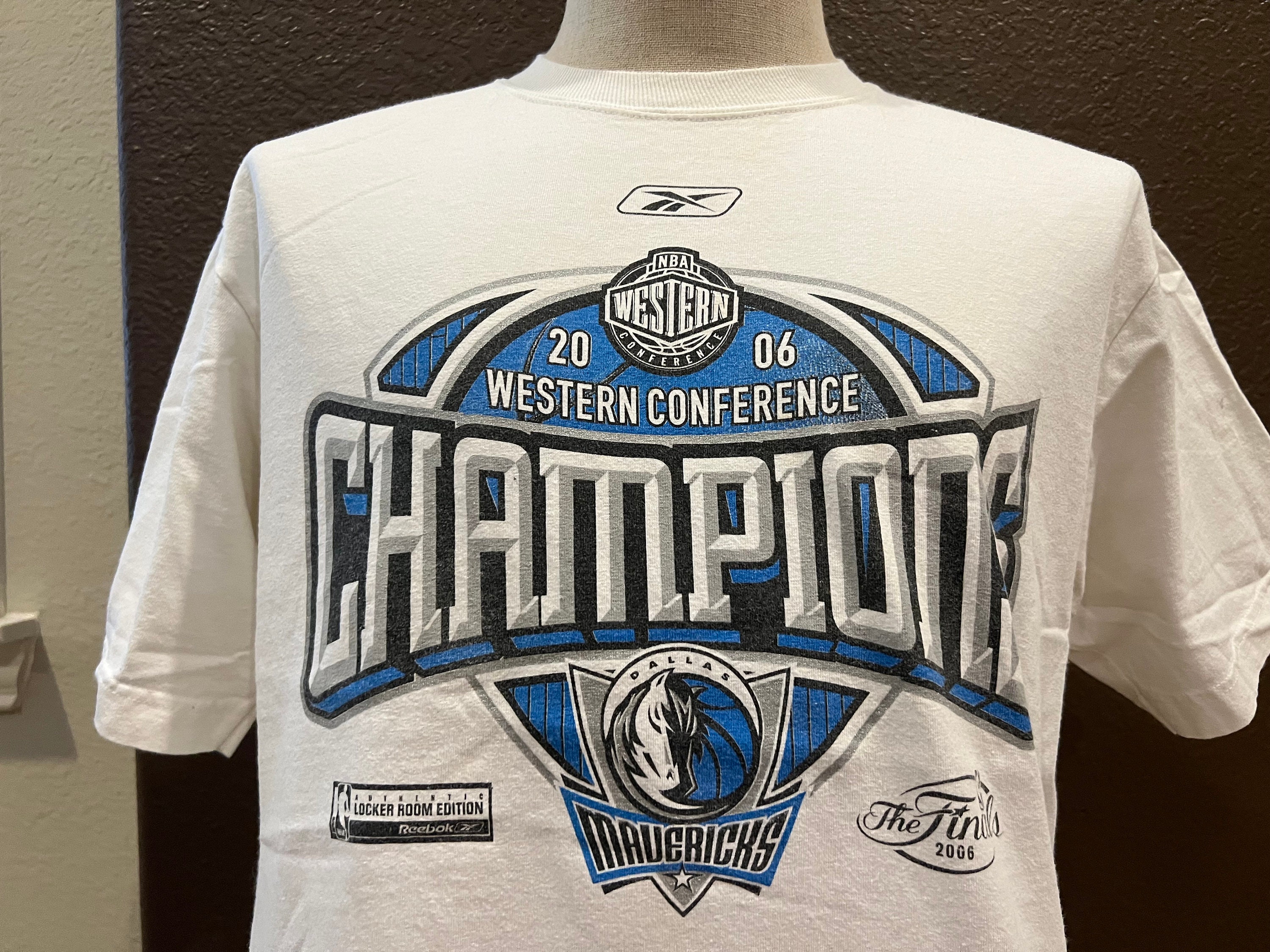 Reebok Dallas Mavericks 2006 Western Conference Champions T-Shirt (XL)