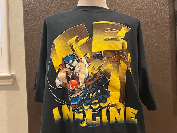 Vintage 90's Get in Line Taz Roller Blading Looney Tunes Black T