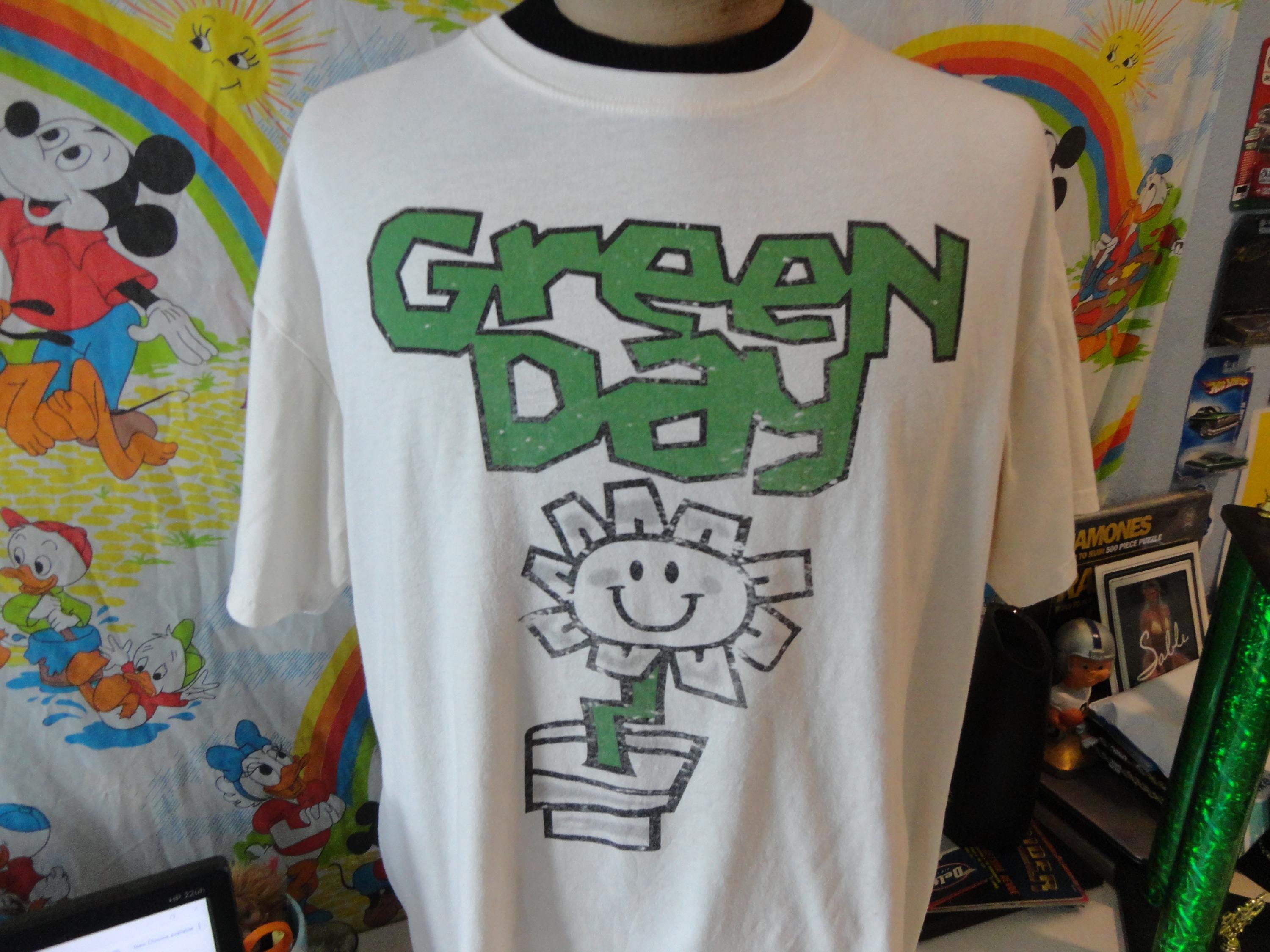 【新品】GREEN DAY WHITE TEE 61vMVIt3T7L._UY1000_.jpg