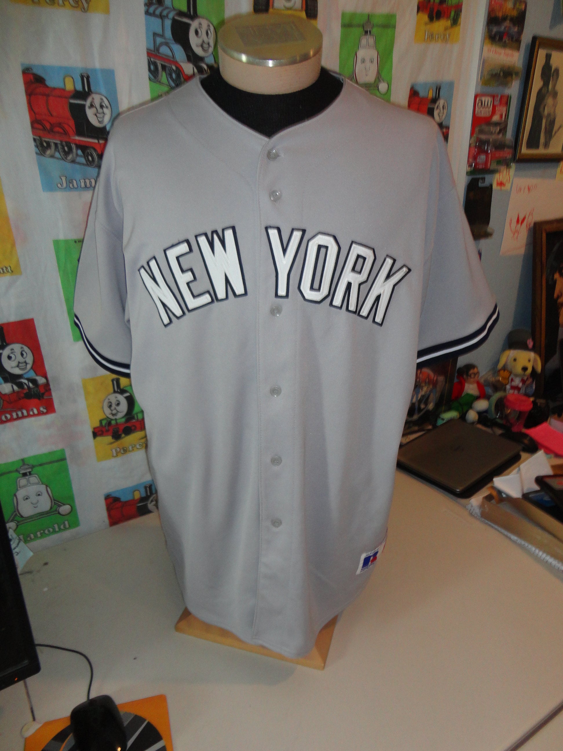 Starter New York Yankees Derek Jeter Stitched Jersey Size XL