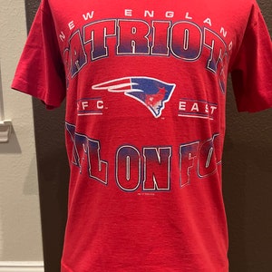 Vintage 90's New England Patriots Red T Shirt Size M image 2