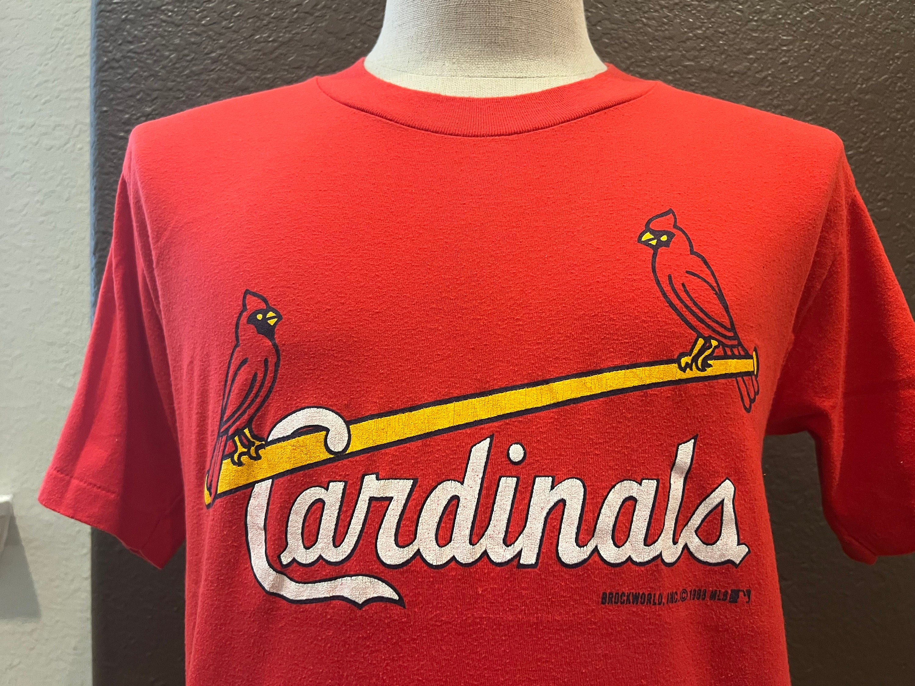 RareshirtVintage Vintage 80's St Louis Cardinals Red T Shirt Size M