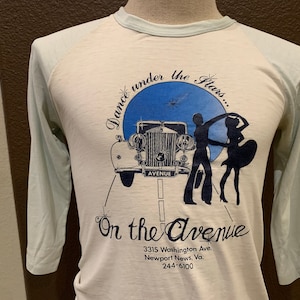 Vintage 80's Dance Under The Stars On The Avenue White Blue K-94 Radio Station Raglan Sleeve Shirt Size M