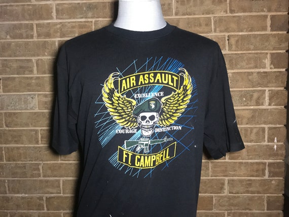 Vintage 80's Air Assault Fort Campbell Military T… - image 2