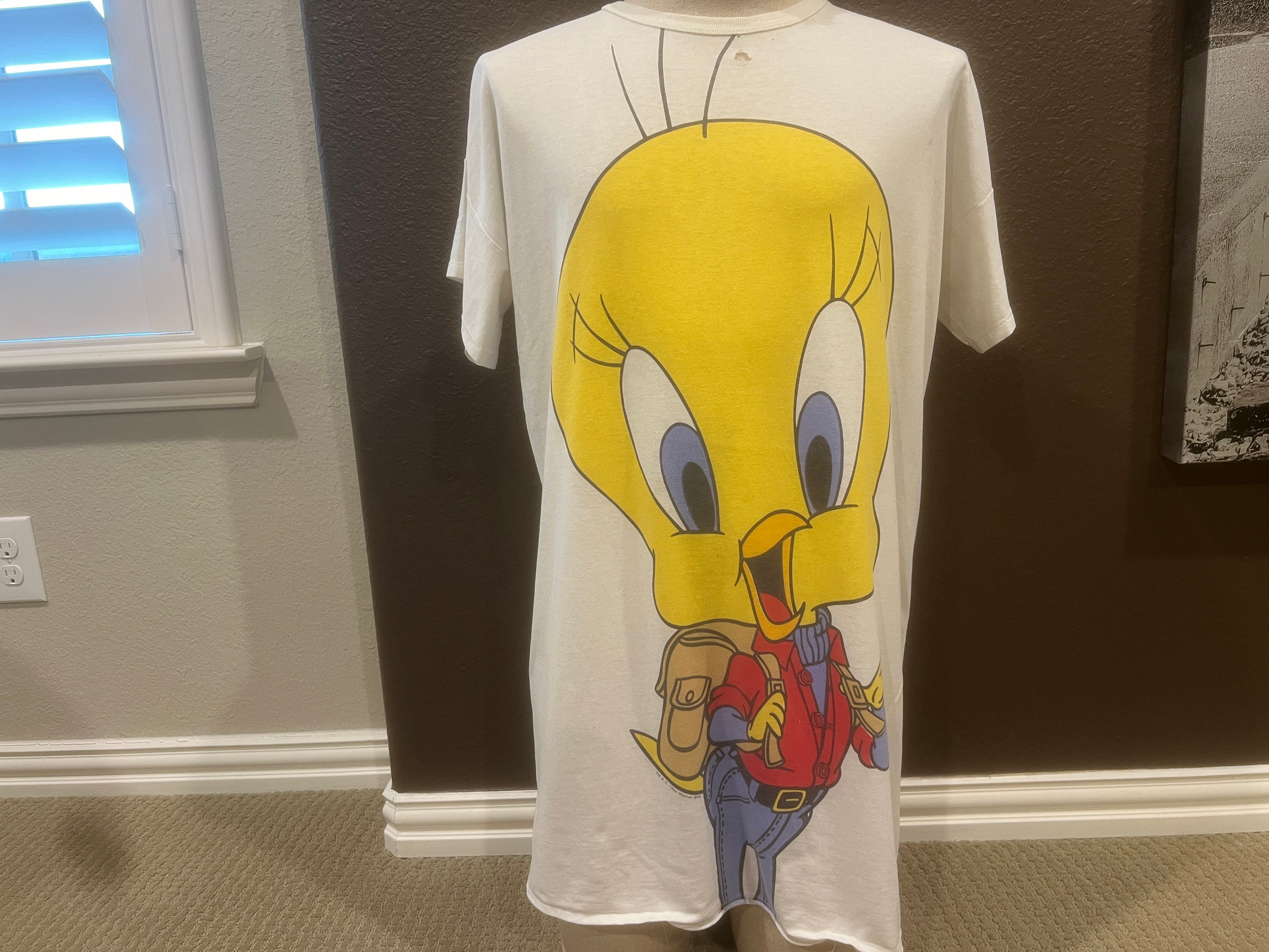 Vintage 90's Tweety Bird Traveller Looney Tunes White T Shirt Size