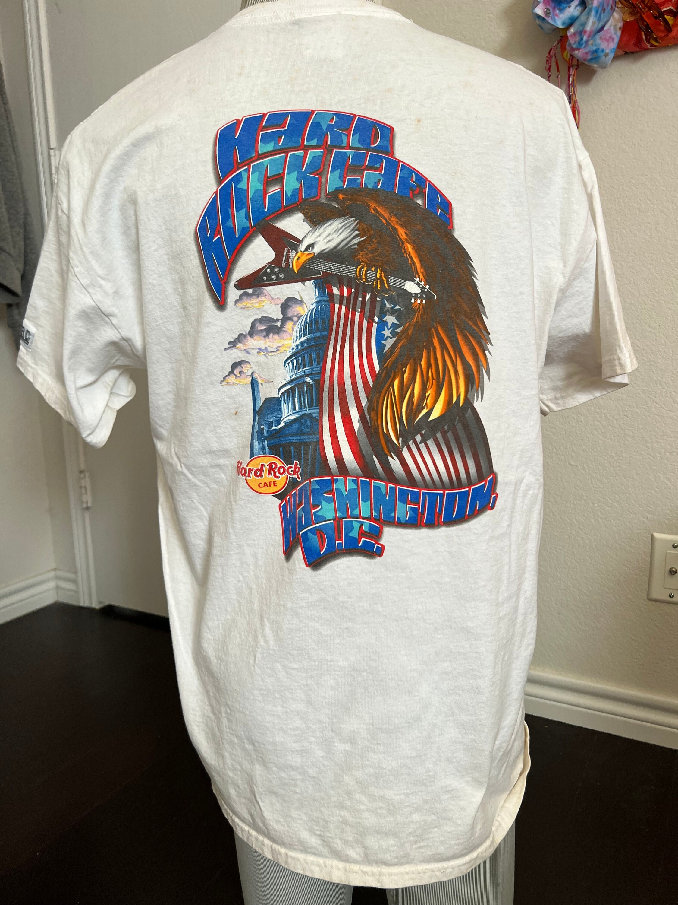 ハードロックカフェ サイズXL USA製90sイーグルtシャツ　シングルステッチ ハードロックカフェ サイズXL USA製90sイーグルtシャツ シングル
