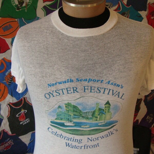 Vintage 80s Norwalk Seaport Oyster Festival soft paper thin burnout T Shirt S