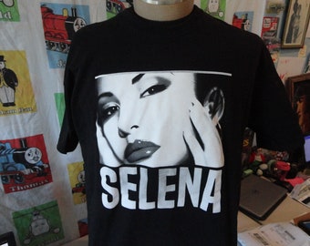 Camiseta negra Selena Quintanilla la reina Talla XL