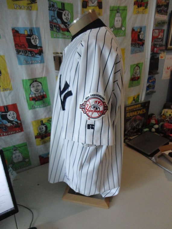 2003 RUSSELL ATHLETIC Yankees ベースボールシャツ fit=scale-down,w=1200