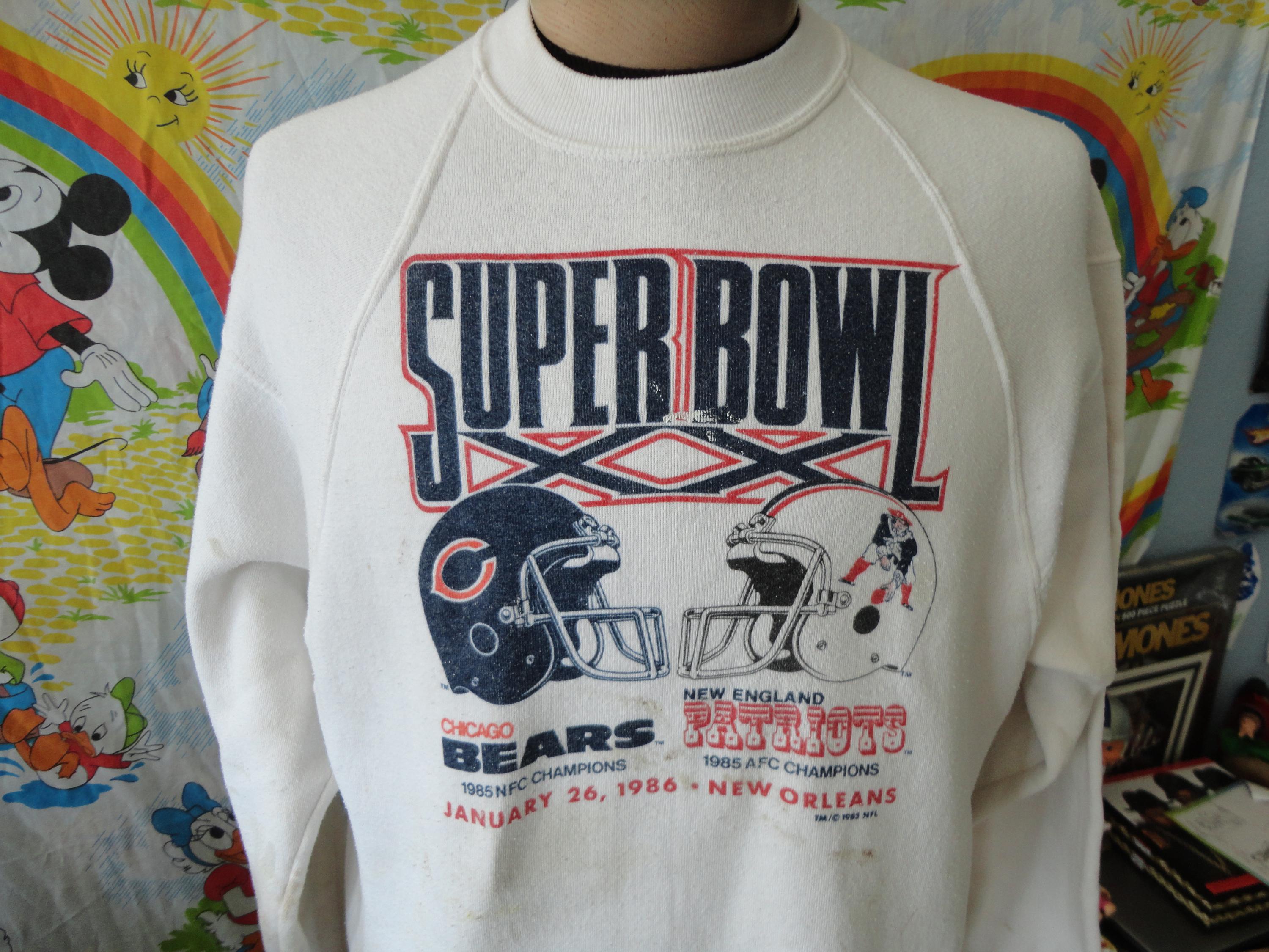 Vintage 80's Super Bowl XX Chicago Bears Vs New England