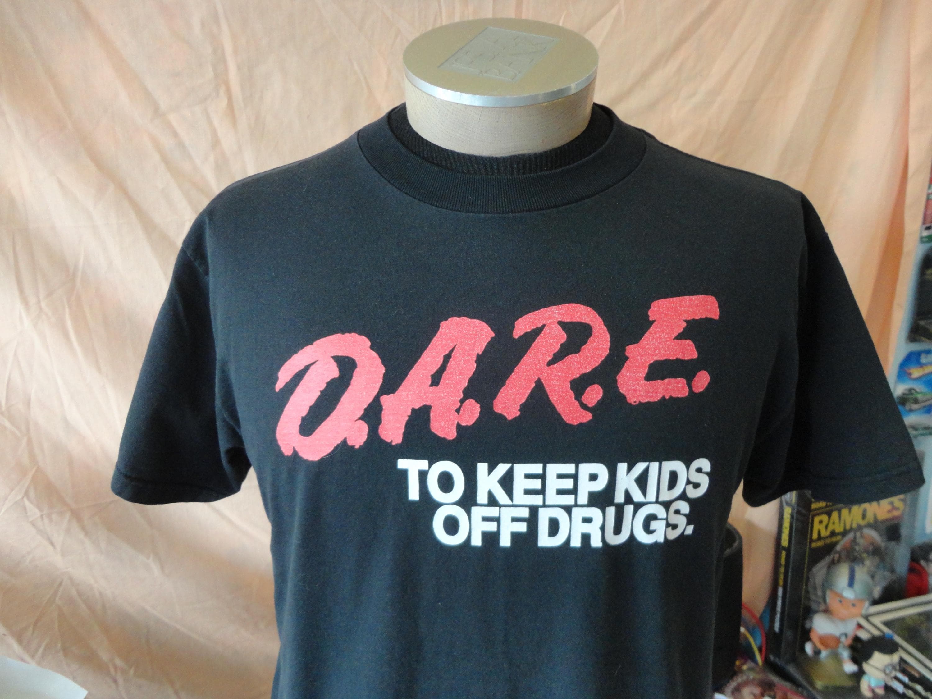 1990s Classic Dare Tshirt D.a.r.e. | Boardwalk Vintage