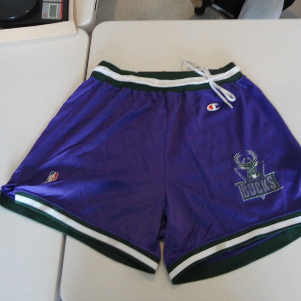 Vintage 90's Milwaukee Bucks  Champion Jersey Shorts size XL