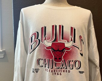 Vintage 80's Chicago Bulls NBA White Crewneck Sweatshirt Size XL