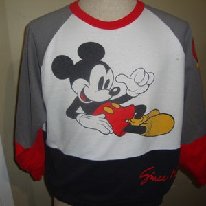 Vintage 80&#39;s Walt Disney Mickey Mouse Crew Neck Sweatshirt Size L