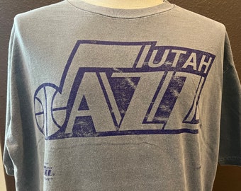 Vintage 90's Utah Jazz NBA Grey T Shirt Size XL